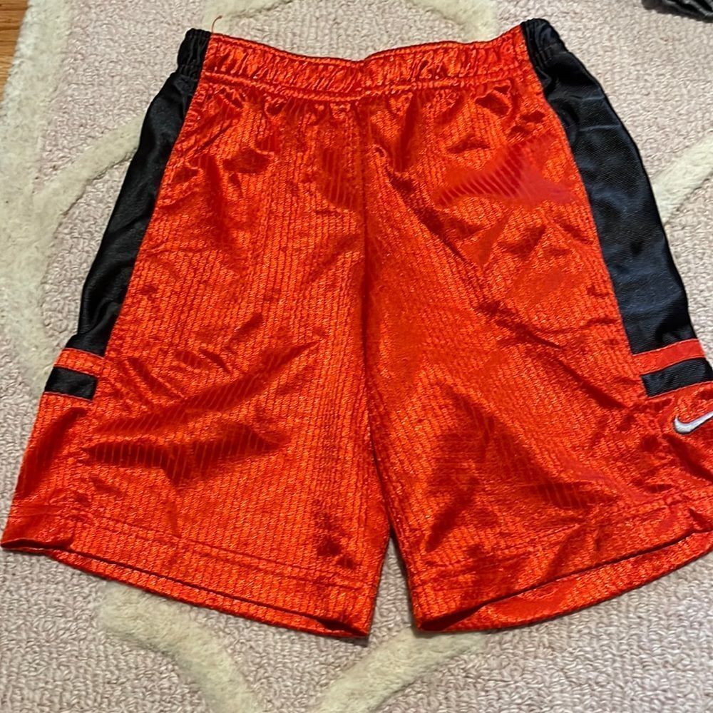 Nike mesh shorts size 6